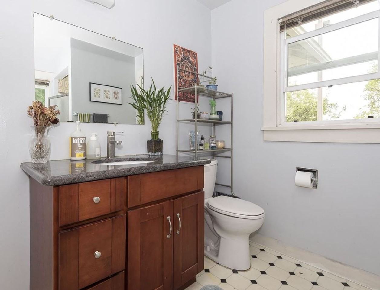 3951 Se Holgate Blvd - Photo 3 of 8