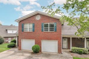 featured image of 2428 E University Dr #103