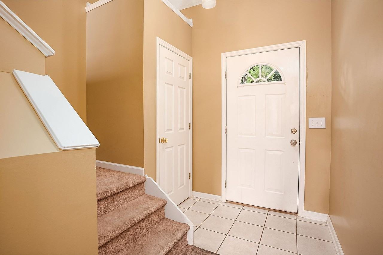 2428 E University Dr #103 - Photo 4 of 33