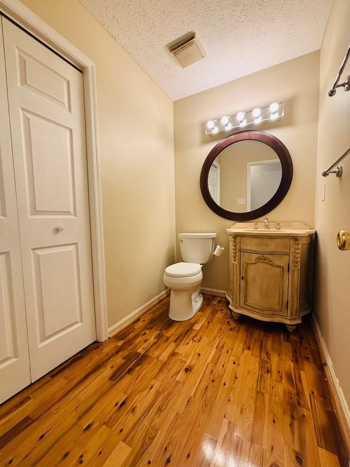 530 Kamran Dr - Photo 7 of 18