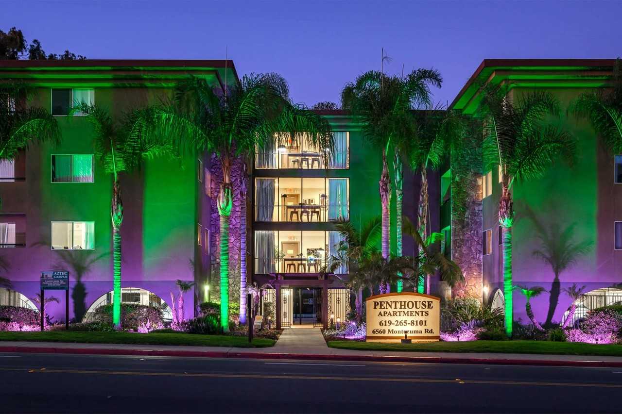 Penthouse Apartments | Spacious 1 & 2 Bedroom Apartments Near SDSU - Photo 2 of 50