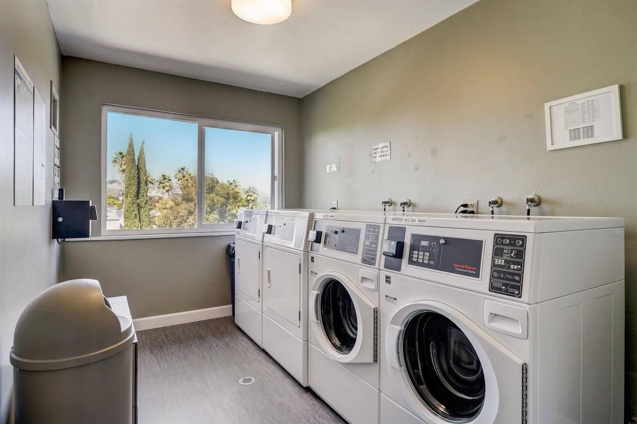 Penthouse Apartments | Spacious 1 & 2 Bedroom Apartments Near SDSU - Photo 7 of 50