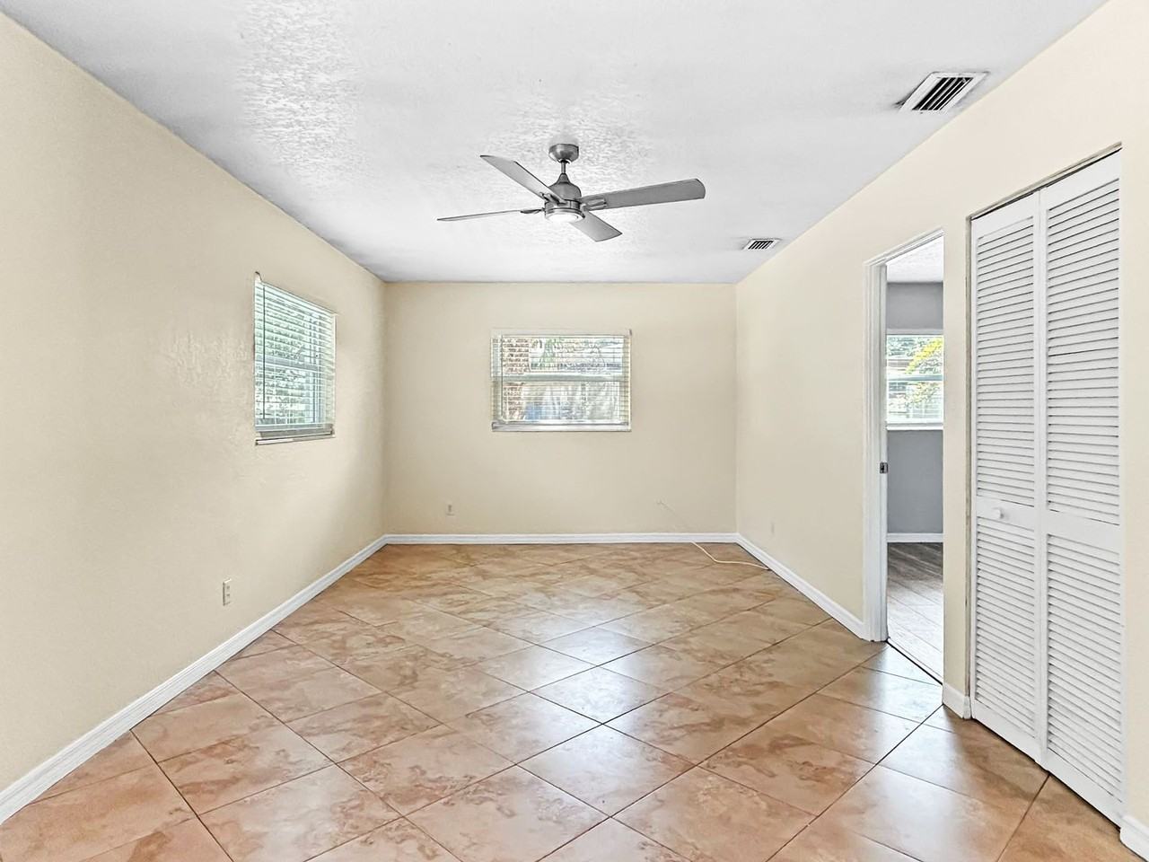 10170 65th Ave - Photo 6 of 17