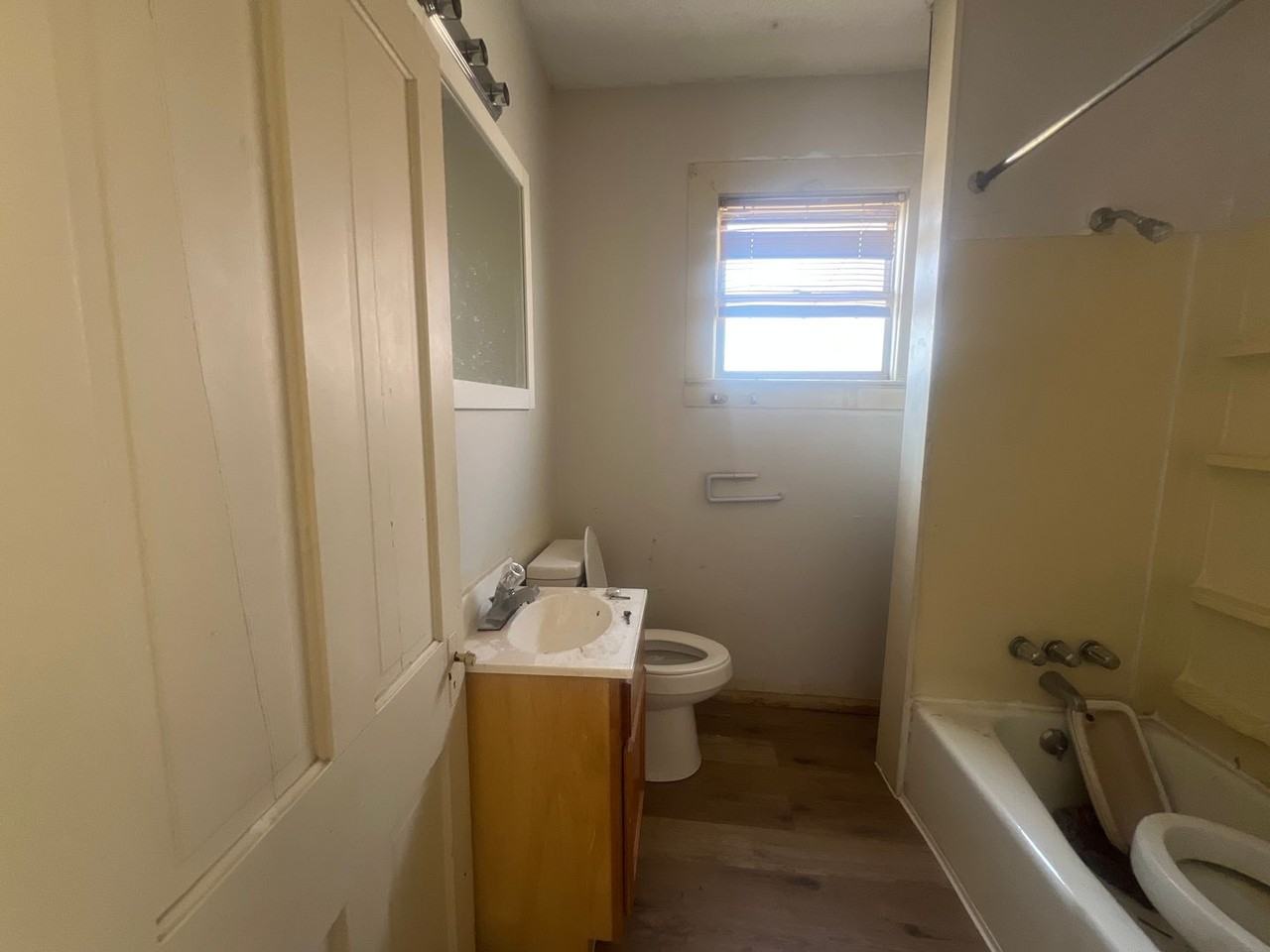 466 Dallas Street - Photo 5 of 7