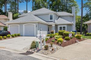 featured image of 812 E Willow Point Pl