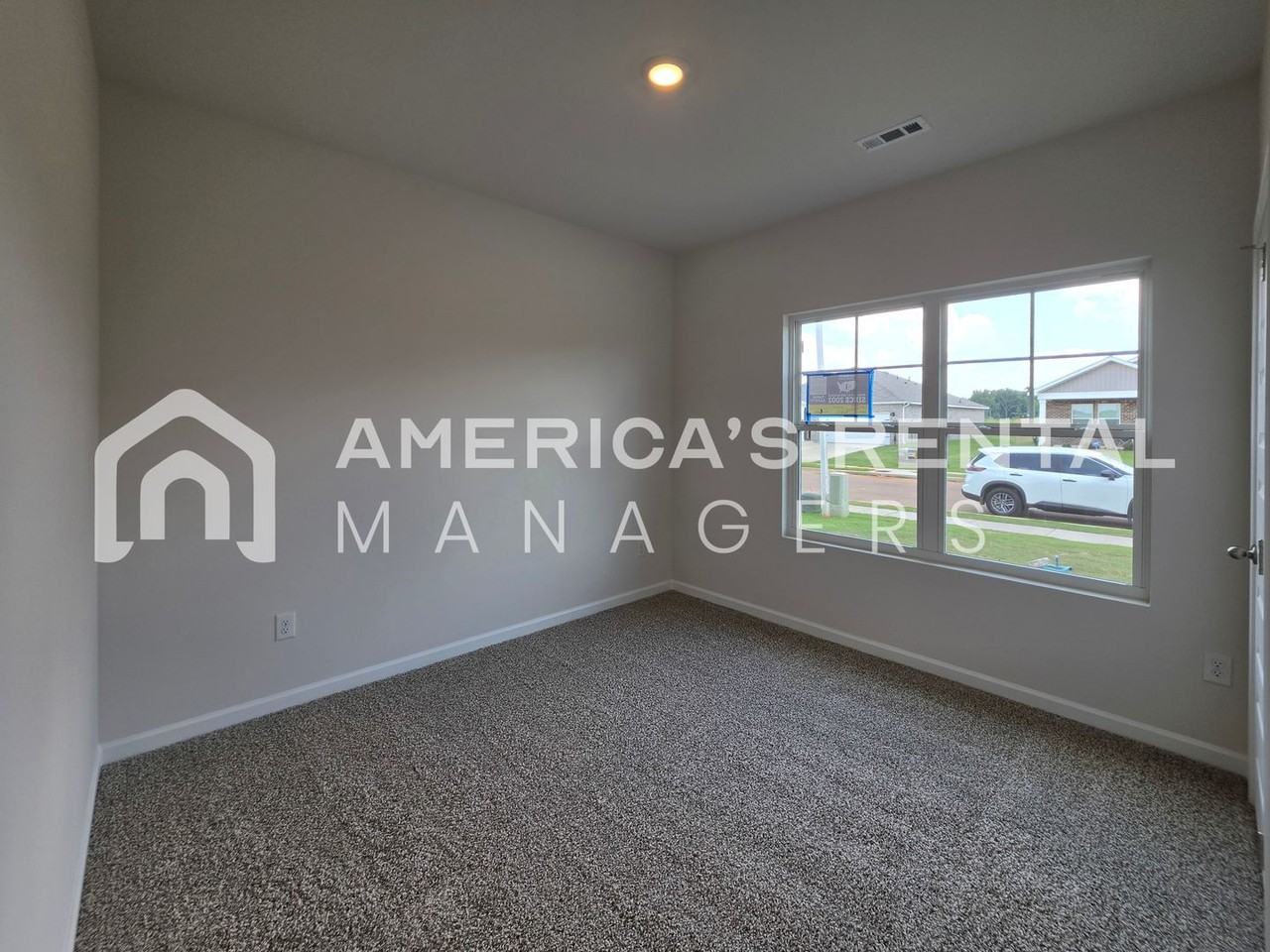 177 Keller Dr - Photo 7 of 50