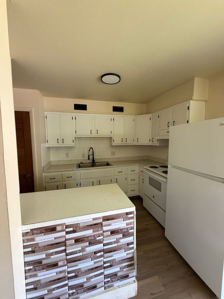 2014 W Woodriver Dr - Photo 6 of 8