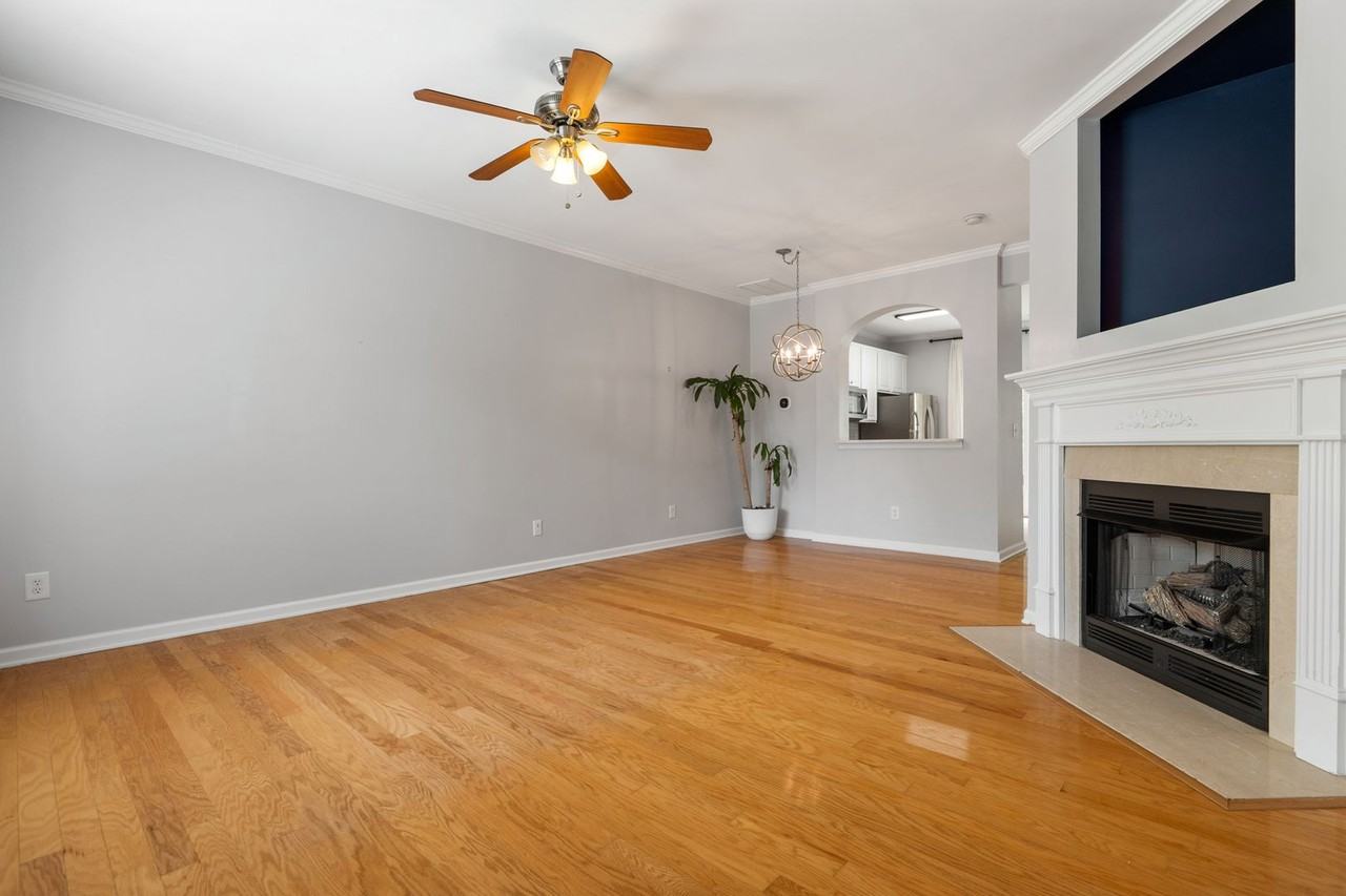 3811 Ramblewood Ave - Photo 4 of 23