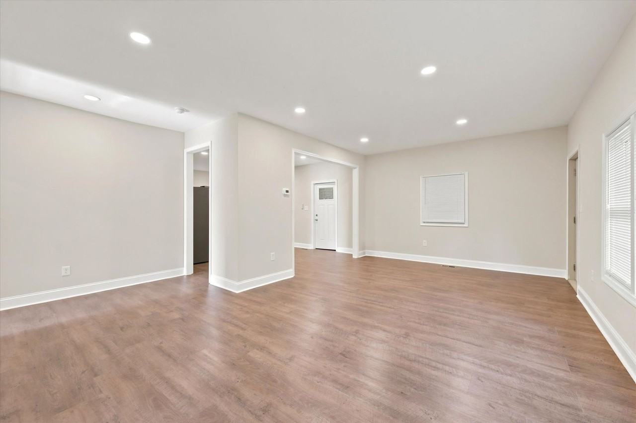 1605 Brinton Bridge Rd - Photo 7 of 28