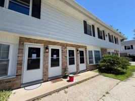 featured image of 2006 W Woodriver Dr