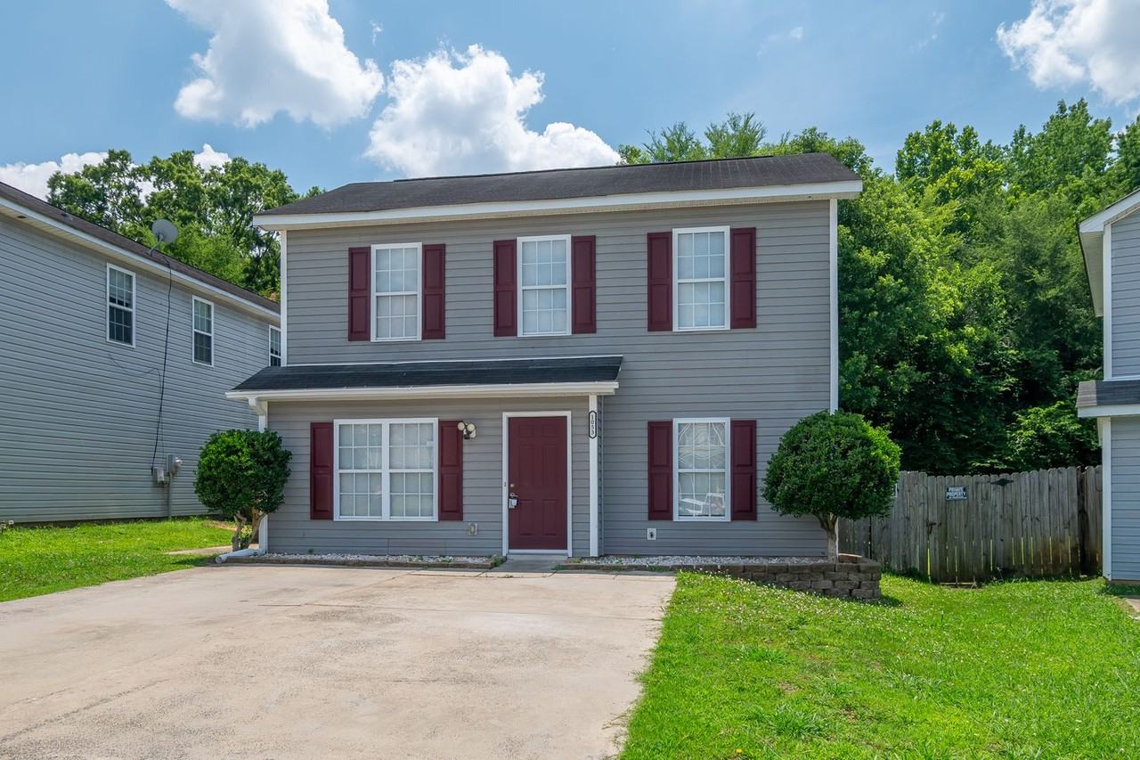 1053 Brianna Way - Photo 2 of 44