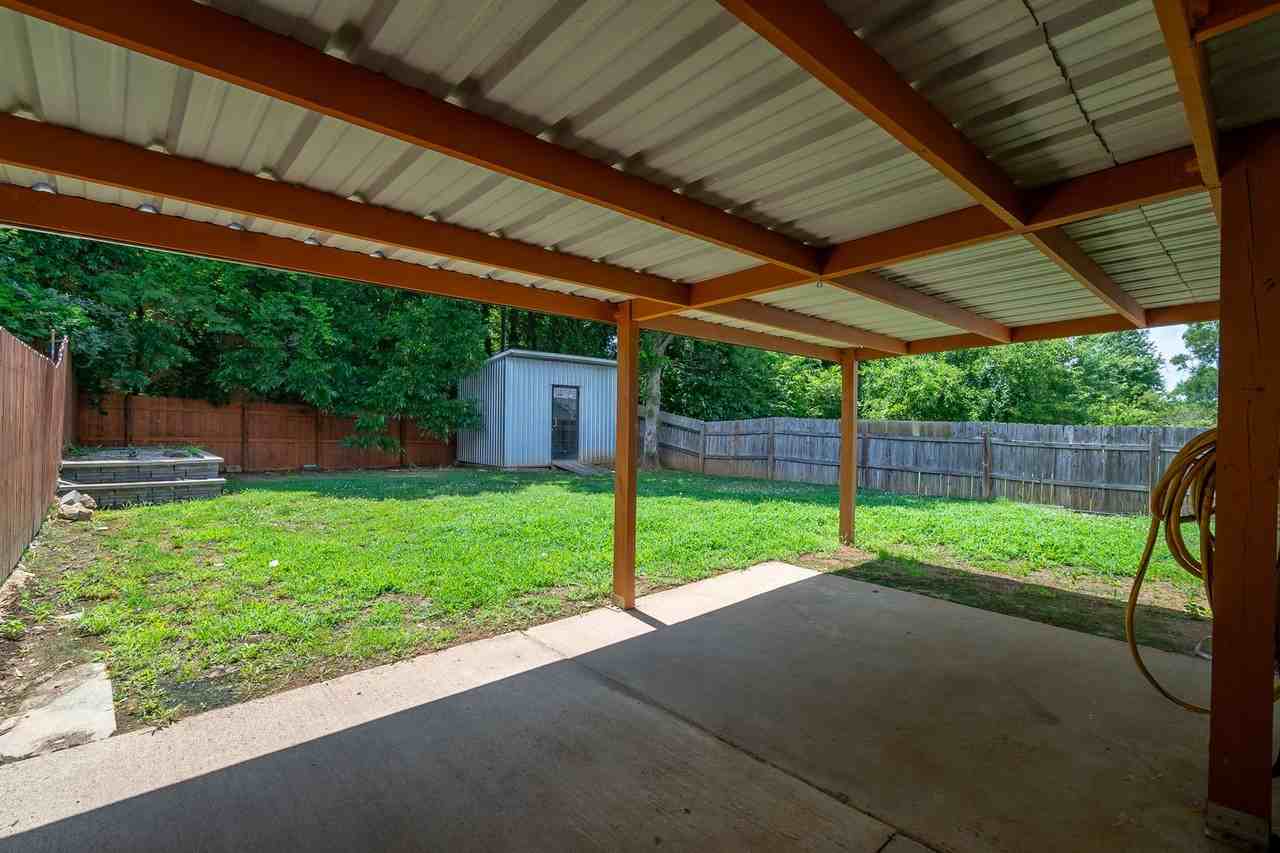 1053 Brianna Way - Photo 5 of 44