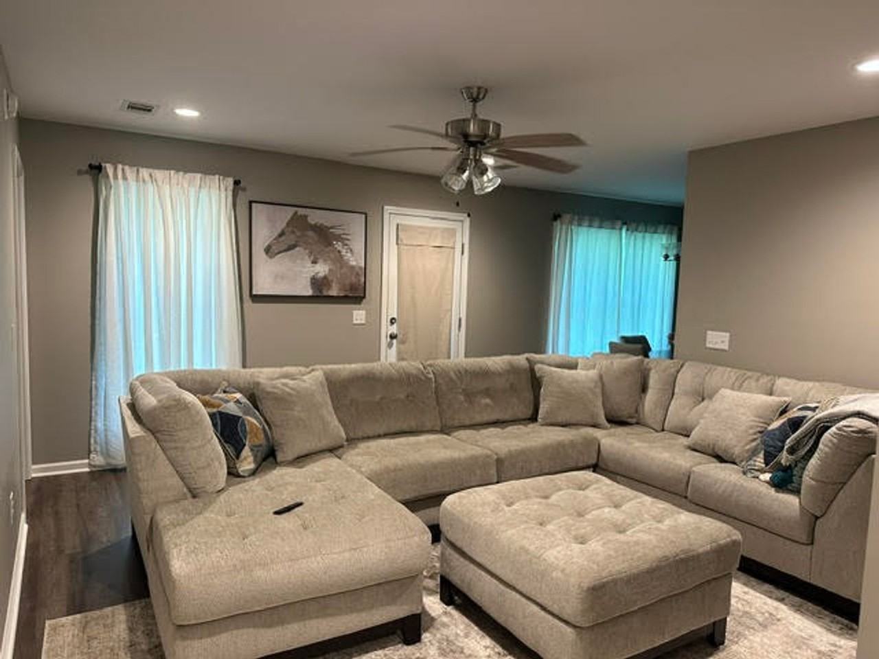 16010 Lake Hills Ln - Photo 2 of 15