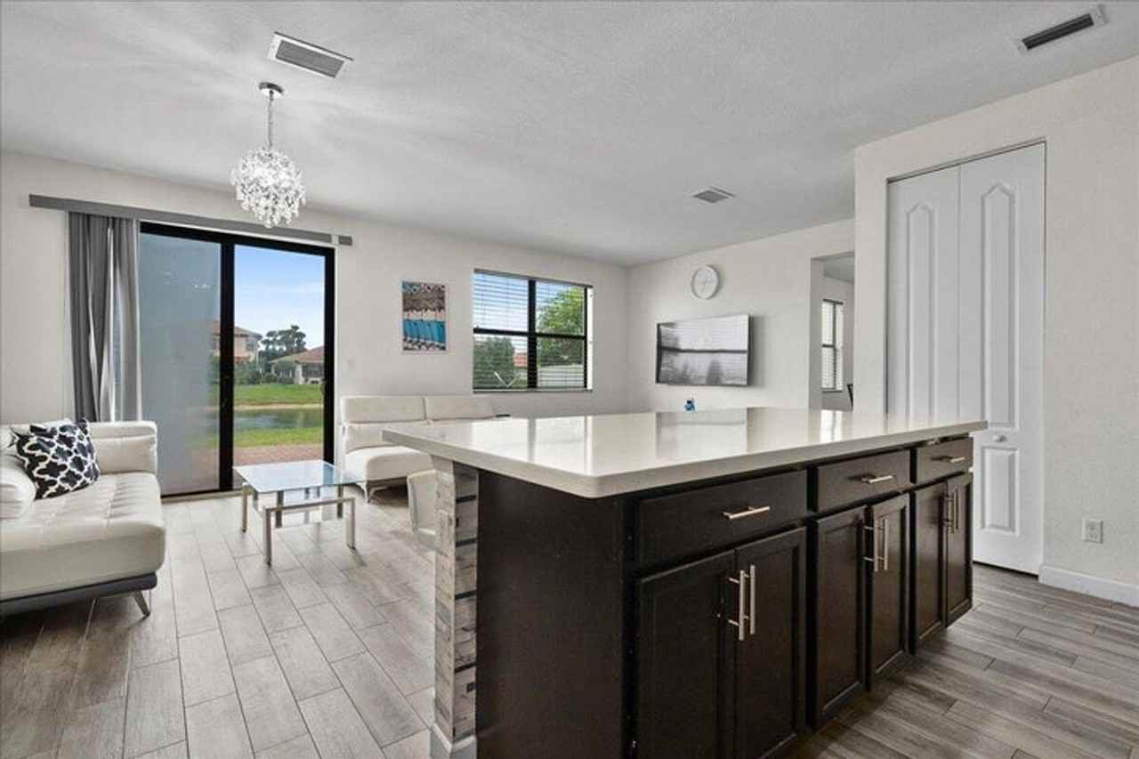 6021 Night Heron Ct - Photo 3 of 19