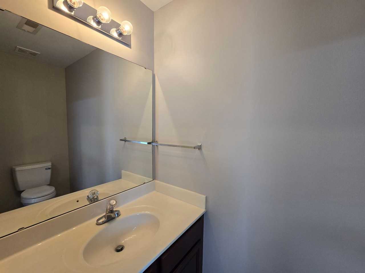 10028 Blackwell Dr - Photo 7 of 16