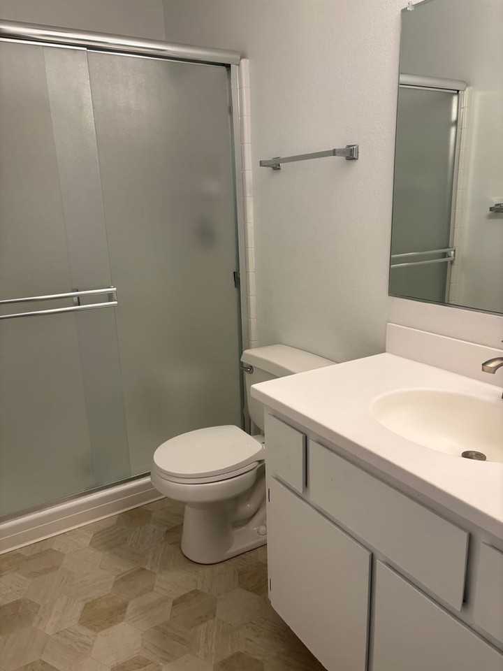 1068 1068 Whiteman Way - Photo 6 of 16