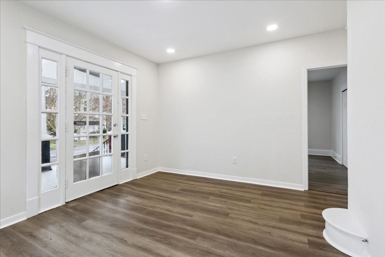 1307 Holly Ave - Photo 3 of 14