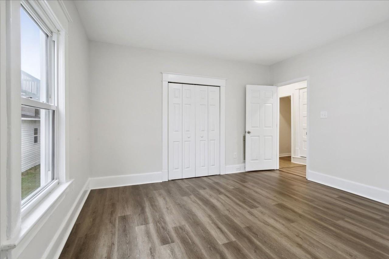 1307 Holly Ave - Photo 5 of 14