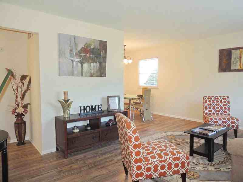 27080 Zeman Ave - Photo 2 of 17