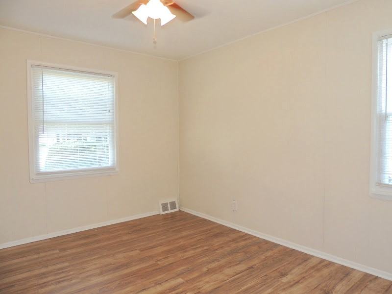 27080 Zeman Ave - Photo 7 of 17
