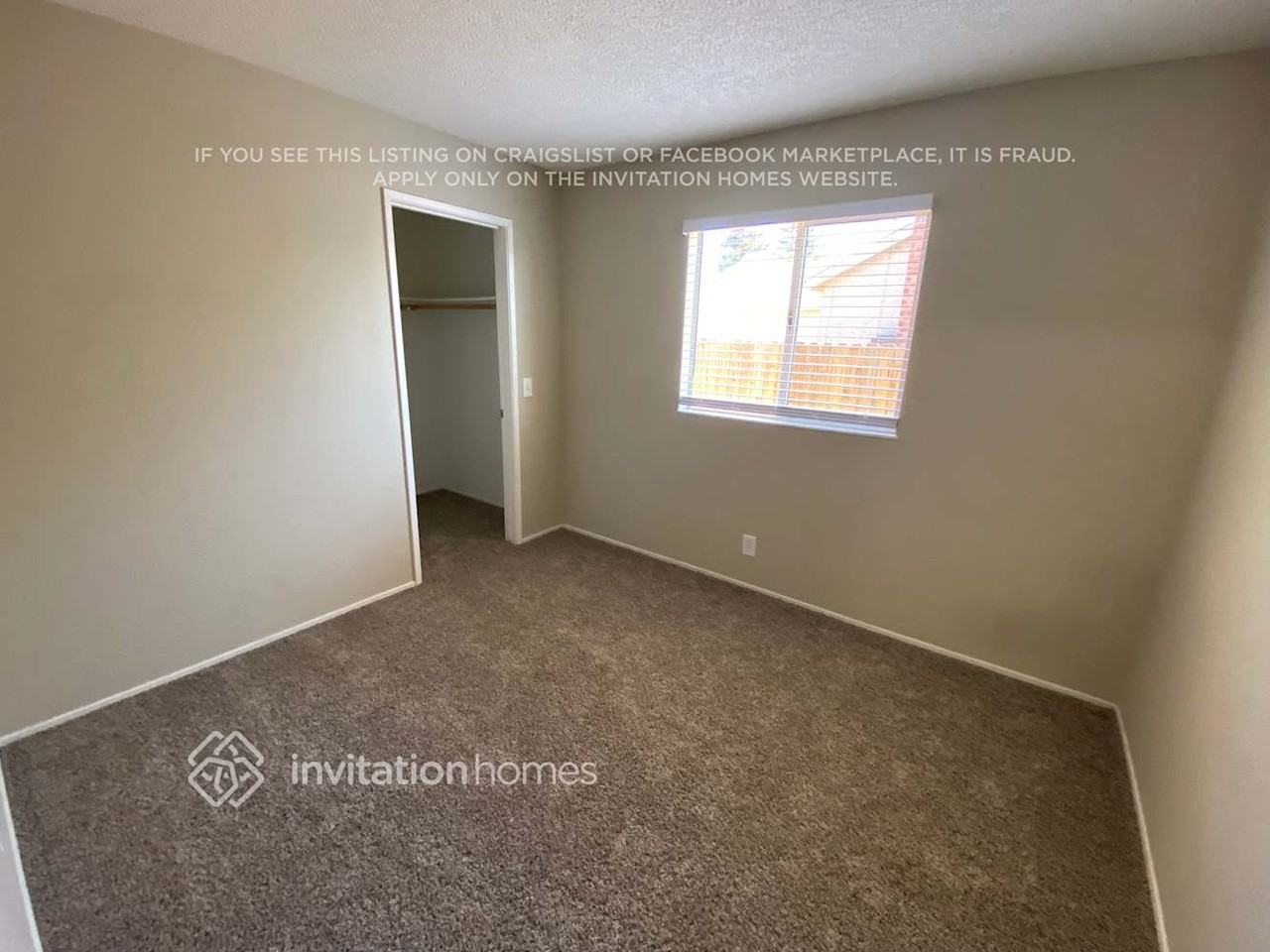 1604 Alcazar Ct - Photo 3 of 6