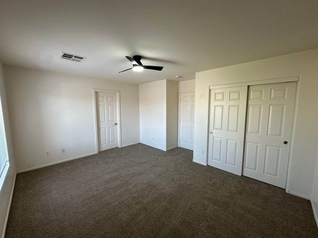 6386 Pronghorn Ridge Ave - Photo 3 of 23