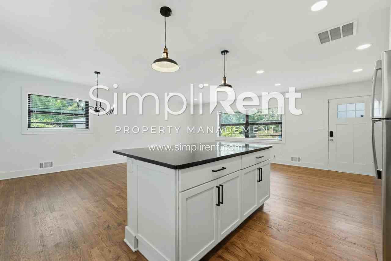 3685 Glen Falls Dr - Photo 5 of 25