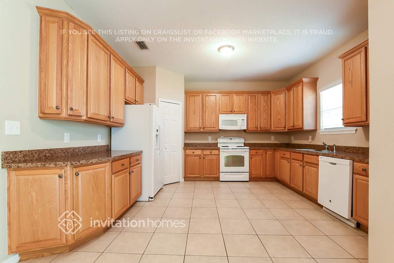 64 Alano Rd - Photo 6 of 18