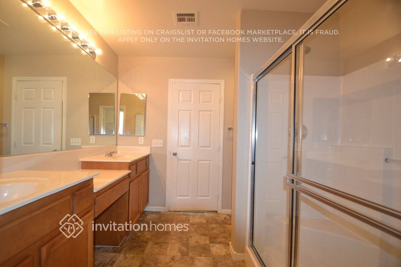 2108 Midas Touch Way - Photo 5 of 7