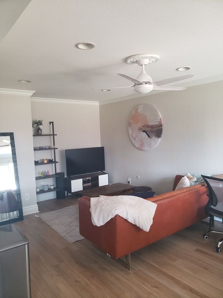 3237 N Milwaukee St - Photo 5 of 16