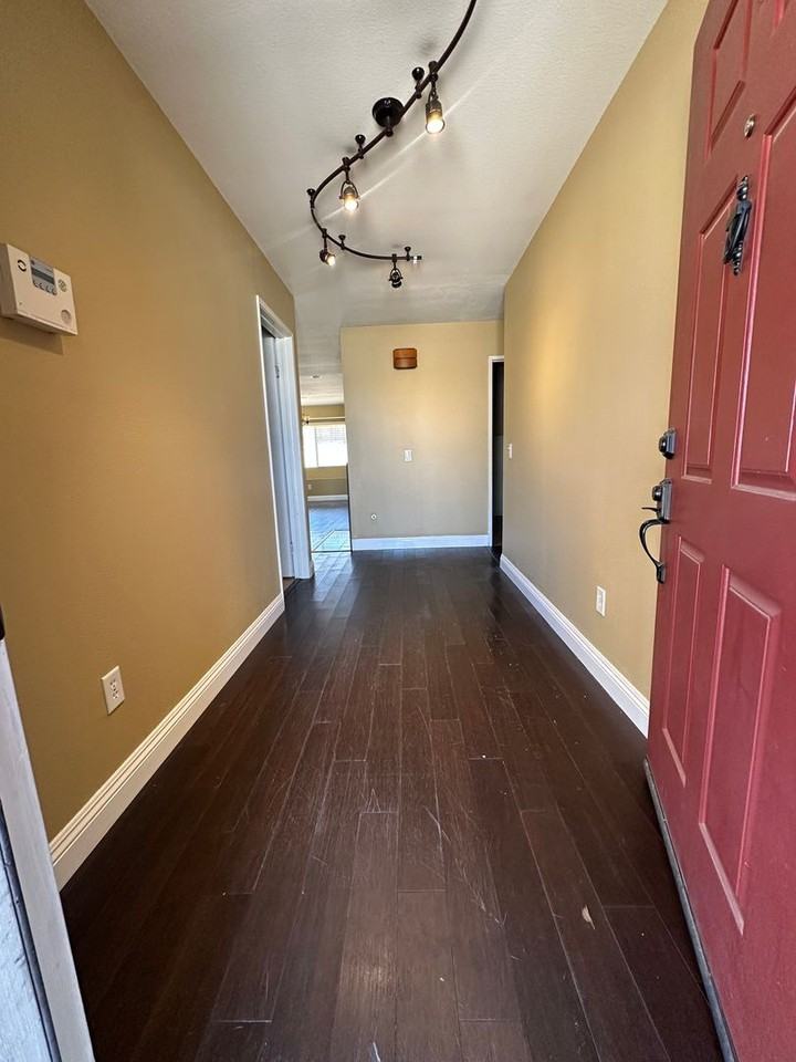 5216 Verenda Ave - Photo 2 of 23