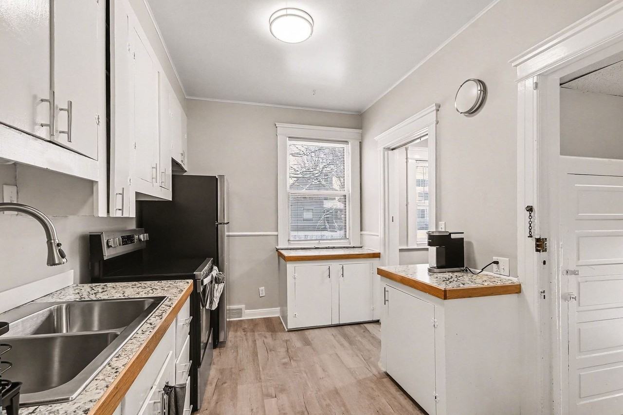 936 W Kalamazoo Ave #1 - Photo 5 of 16