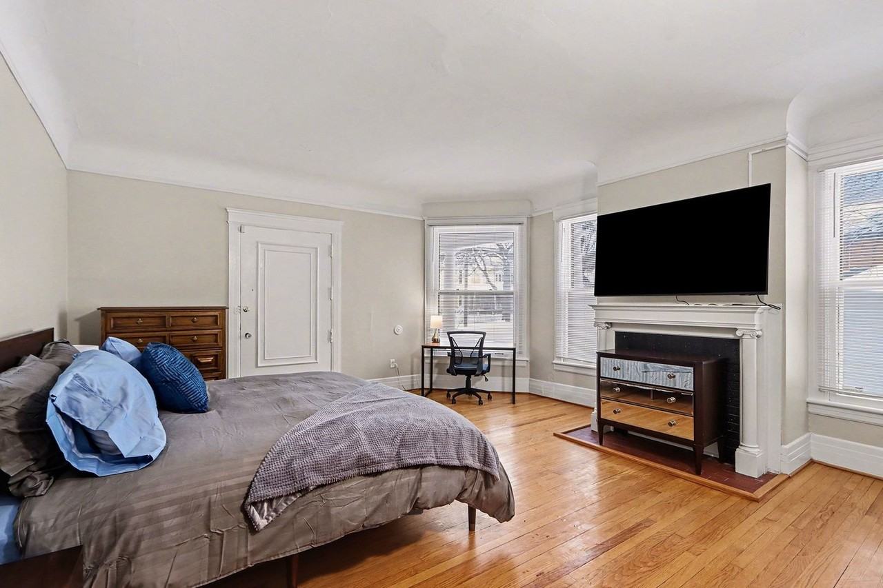 936 W Kalamazoo Ave #1 - Photo 6 of 16