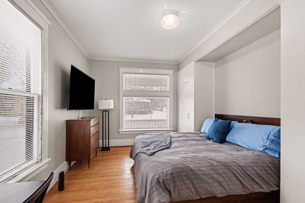 936 W Kalamazoo Ave #1 - Photo 7 of 16