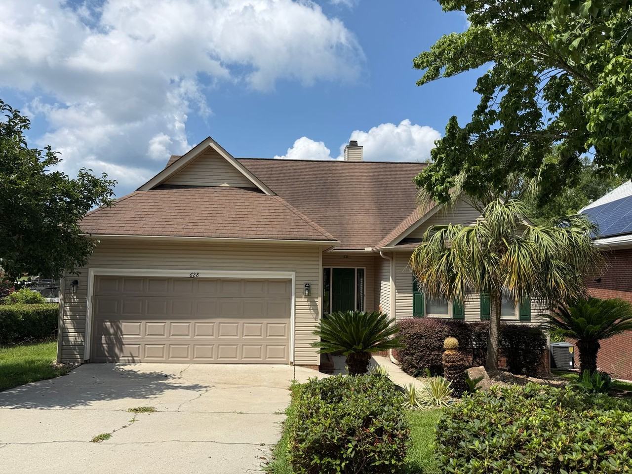 628 Willowood Pkwy - Photo 2 of 28