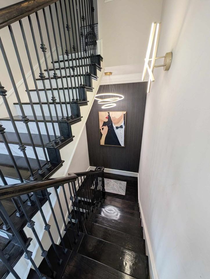 221 N Geary Ave - Photo 3 of 19
