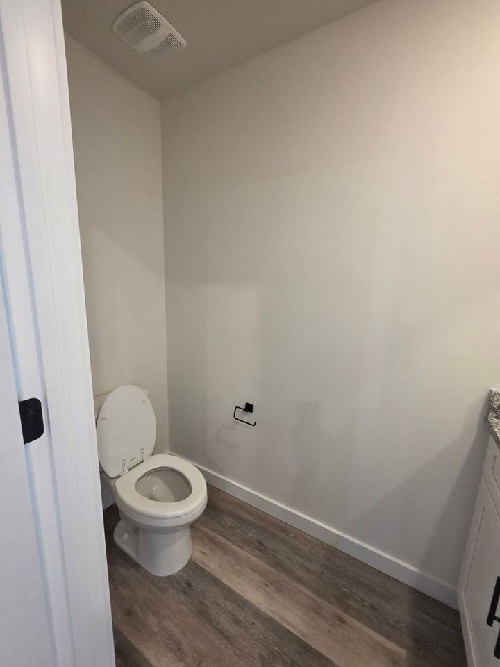 271 Vanderbilt Rd - Photo 4 of 13