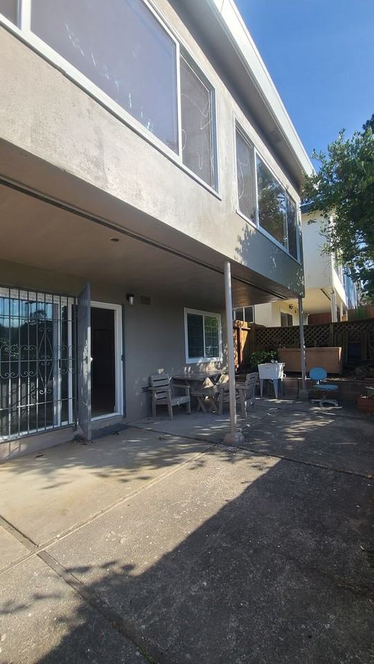 71 Warren Dr - Photo 3 of 33