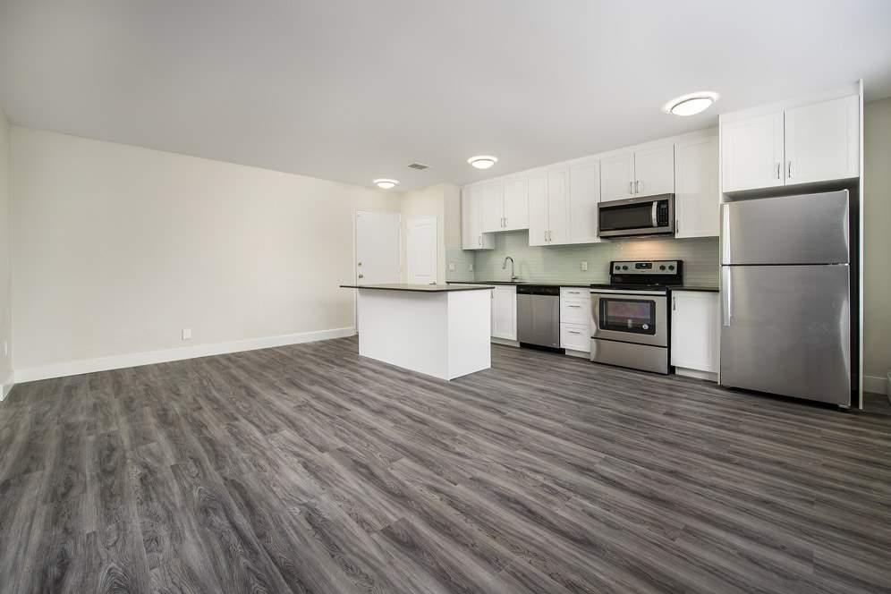 2893 & 2897 St. Clair Ave. E - Photo 2 of 12