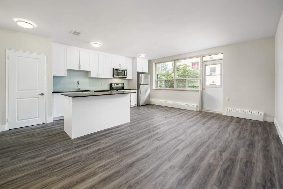 2893 & 2897 St. Clair Ave. E - Photo 6 of 12