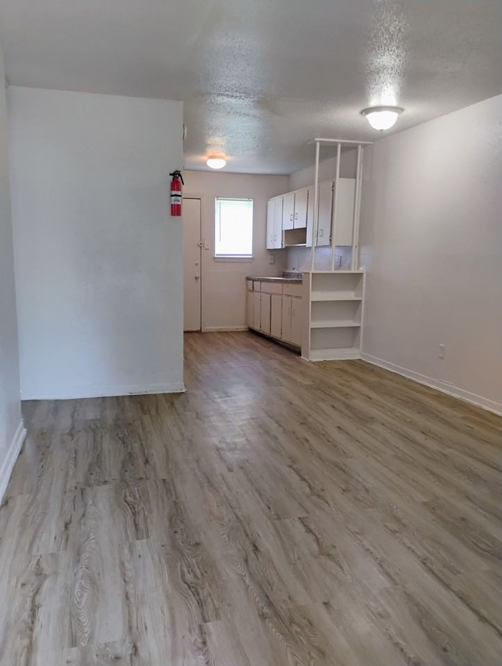 4211 Dawson Ln #4211DSWM - Photo 2 of 10