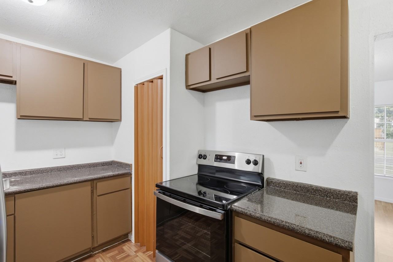 2538 Stovall Dr #1 - Photo 3 of 25