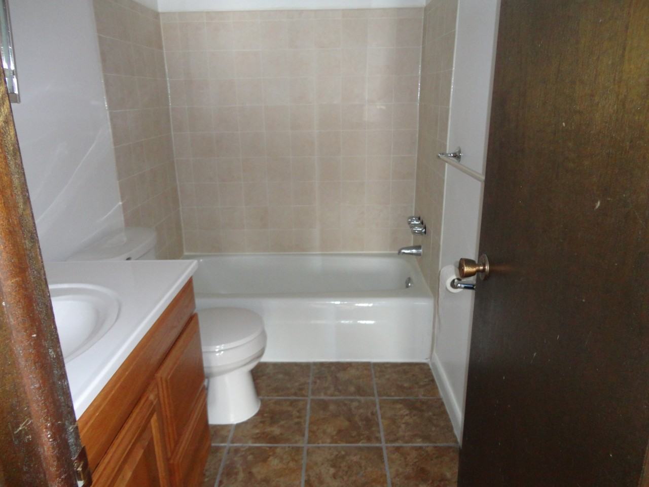 511 Westview Dr Apt 201a #A201 - Photo 4 of 4