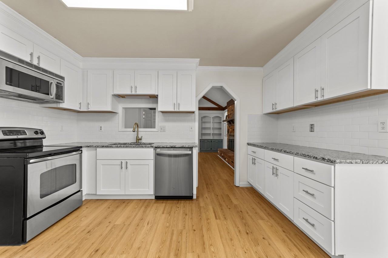 828 Jo Anne Cir #1 - Photo 5 of 50