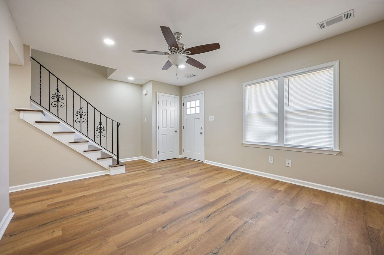 P&I-1192 Madison Court #1 - Photo 4 of 26