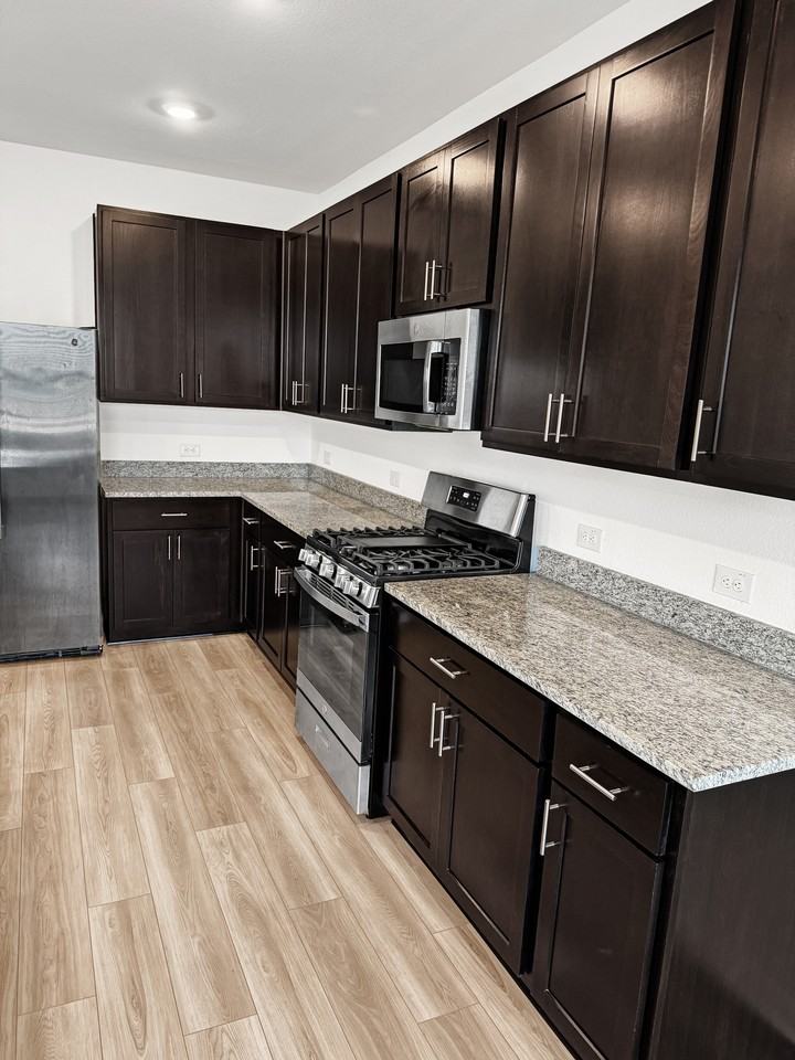 5800 Beverly Prairie Rd #1 - Photo 2 of 26