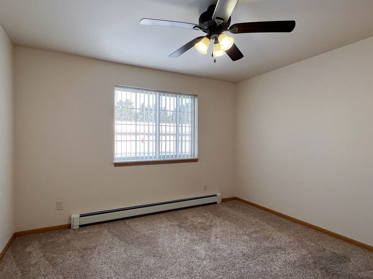 Moon Lake Estates Apartment Community - Photo 5 of 50