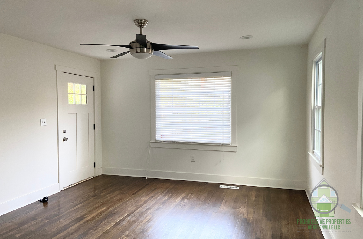 21 Mims Ave #1 - Photo 2 of 12