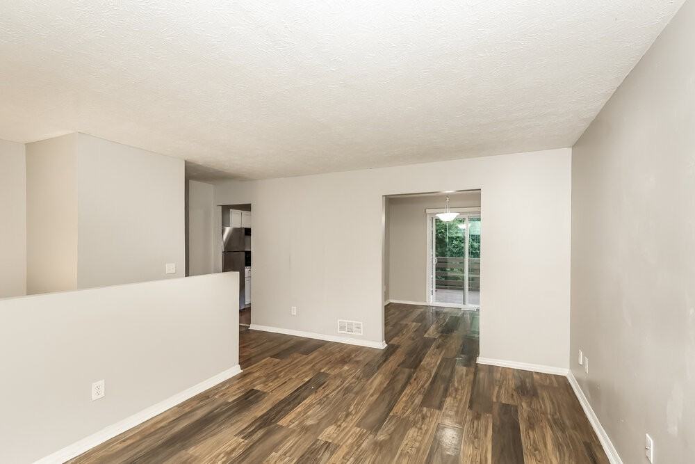 4522 Doral Dr Sw - Photo 5 of 17