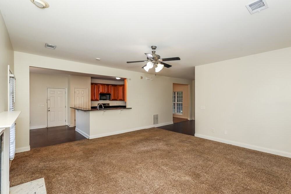 122 The Blvd - Photo 6 of 17